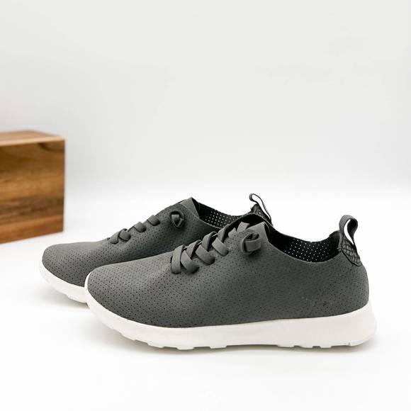 NEW NOT RATED women's mayo sneaker in grey - Picture 4 of 5